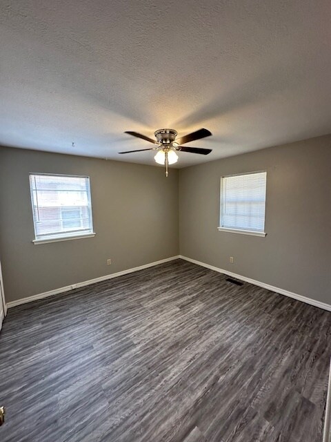 Building Photo - 6020 N Meridian Pl
