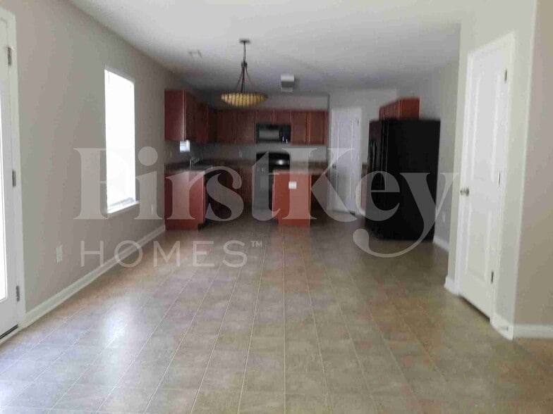 Building Photo - 901 Leatherstone Ln