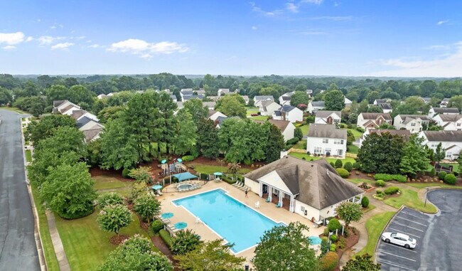 Building Photo - 2143 Kaybird Ln