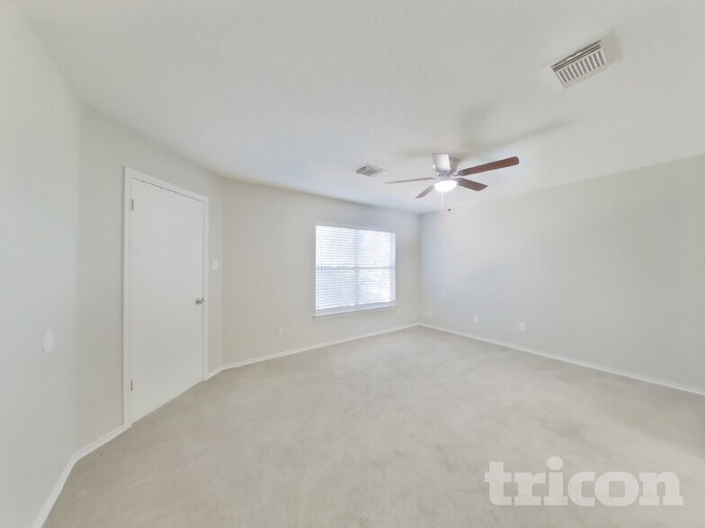 Building Photo - 10170 Paddlefish Creek