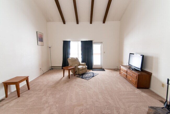 Building Photo - 247 Davis Cup Dr