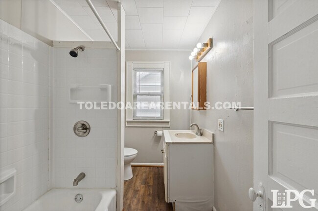 Building Photo - 2907 Rockwood Pl