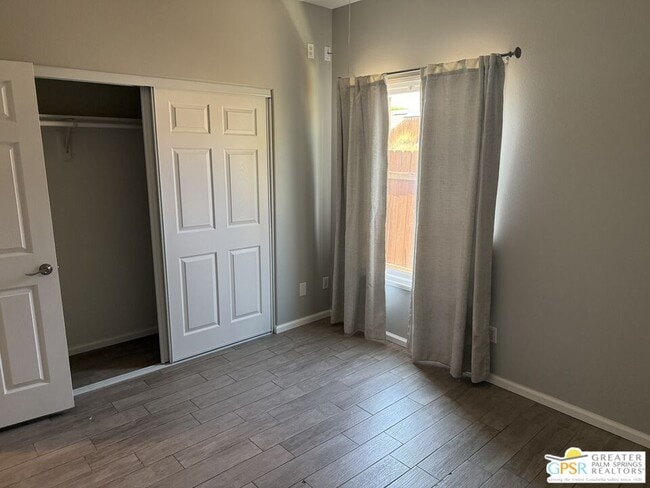 Building Photo - 12385 Sumac Dr