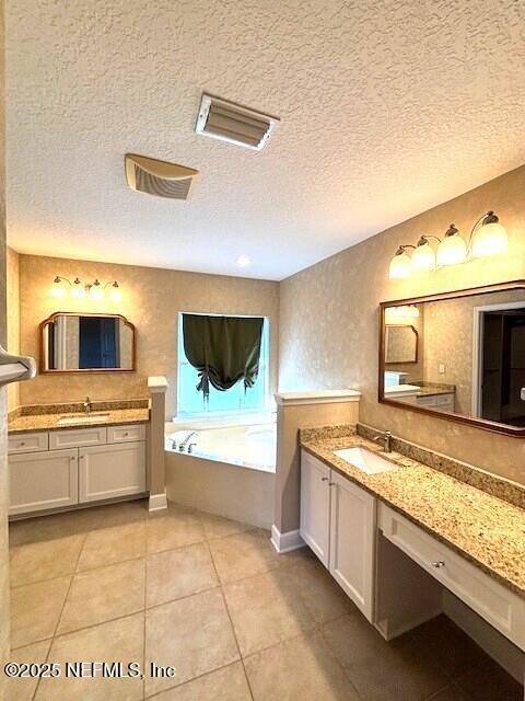 Building Photo - 2035 Medinah Ln