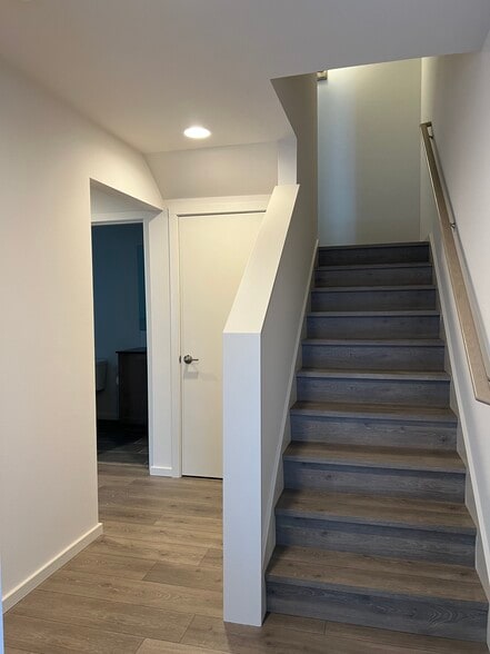 Building Photo - 3629 1st Ave NW