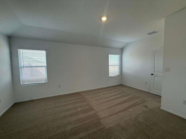 Building Photo - 223 Camargue Dr