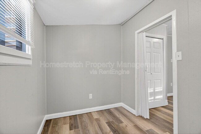 Building Photo - 5637 Hodiamont Ave