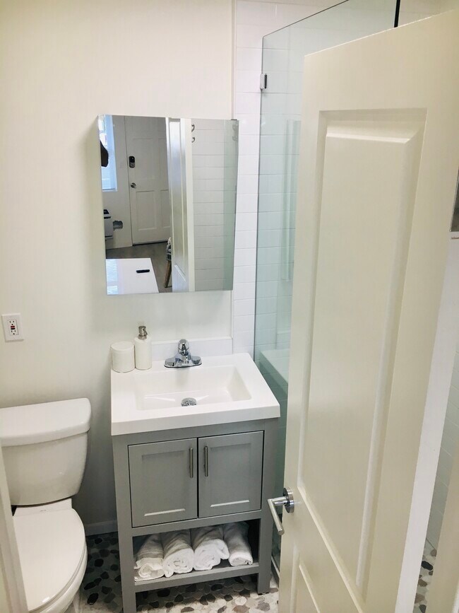 Building Photo - 3944 Mission Blvd