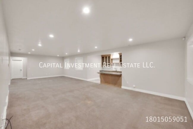 Building Photo - 2733 Urban Ridge Rd