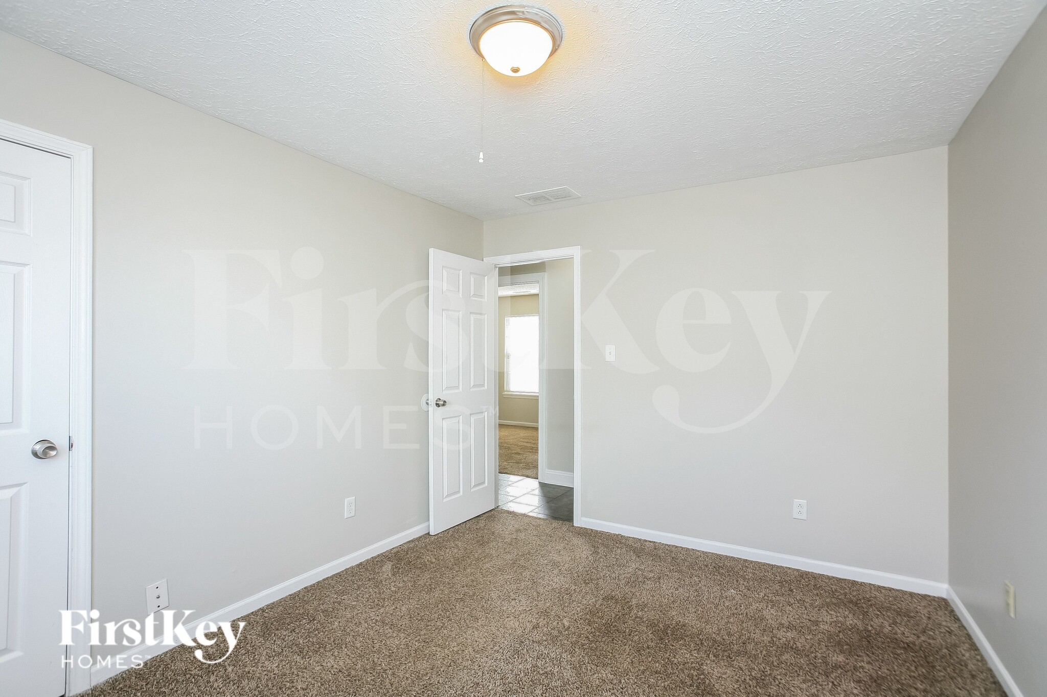 Building Photo - 7750 Cross Willow Blvd