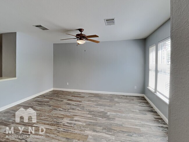 Building Photo - 904 Swallow Ridge Cove