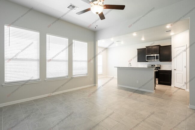 Building Photo - 1430 Shadow Hl Ln