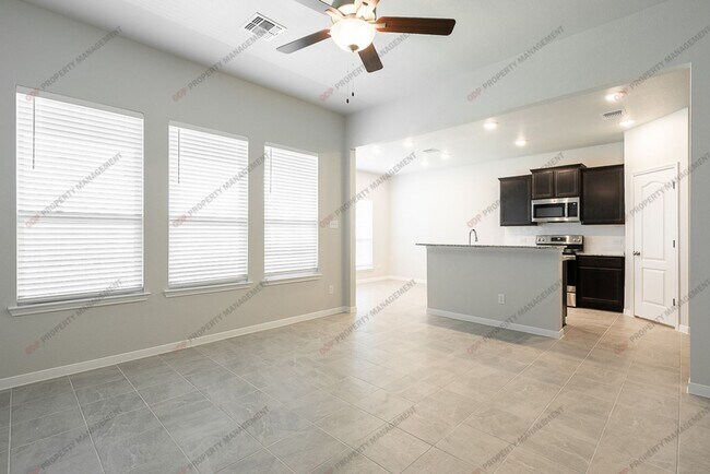 Building Photo - 3-2 Westfield Community