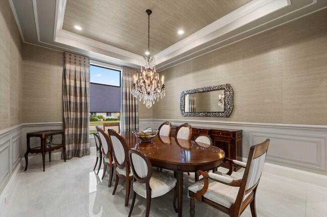Building Photo - 7474 NE Bay Cove Ct