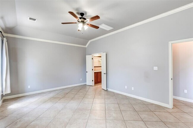Building Photo - 19421 Brent Knoll Dr