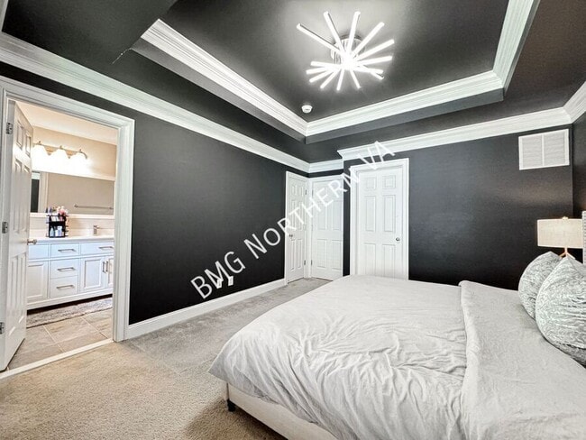 Building Photo - 9471 Canonbury Square