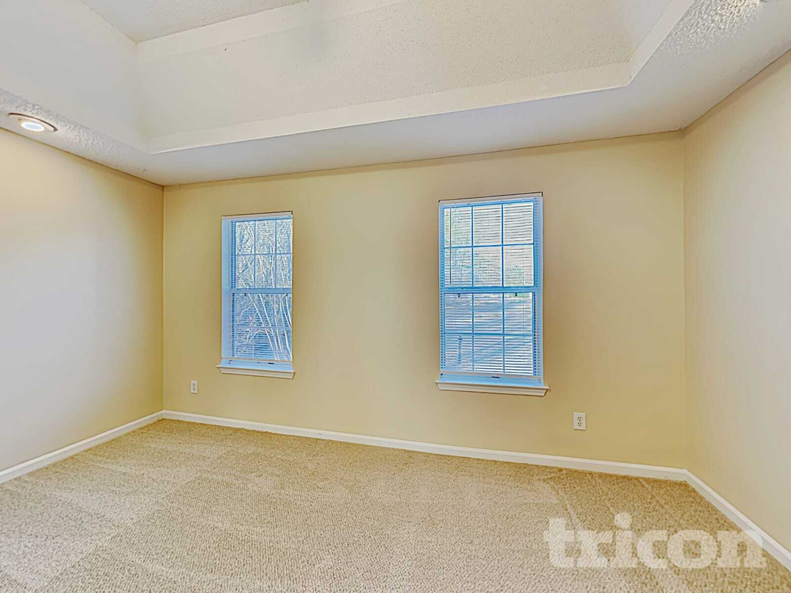 Building Photo - 4600 White Rd