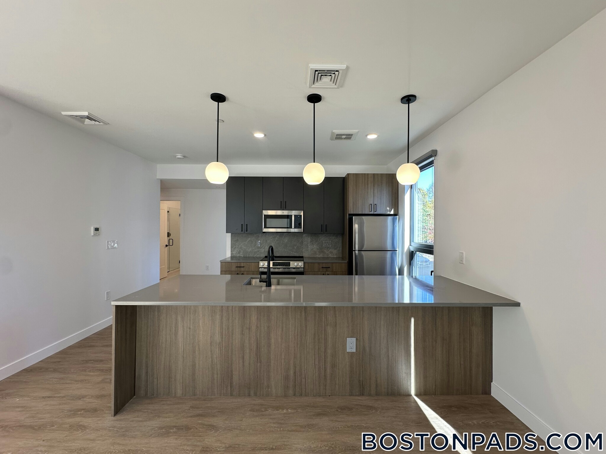 Building Photo - 199 Gardner St