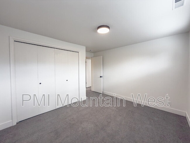 Building Photo - 345 S 850 E