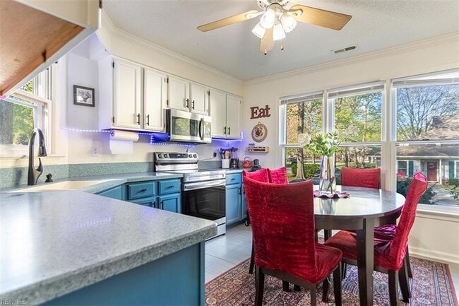 Building Photo - 100 Larkspur Hollow