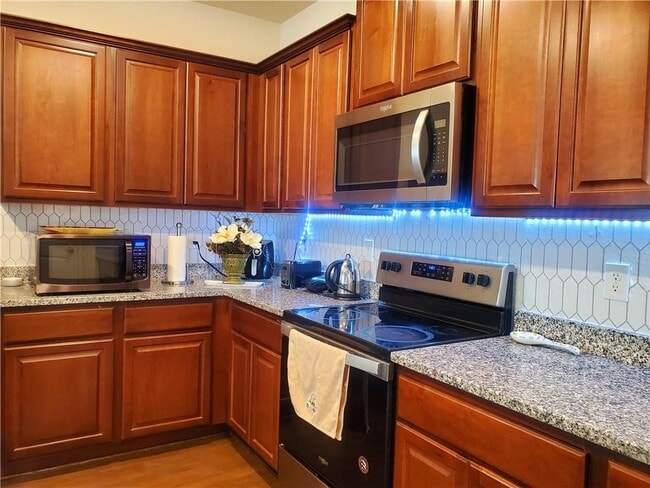 Building Photo - 157 Innis Brk Cir