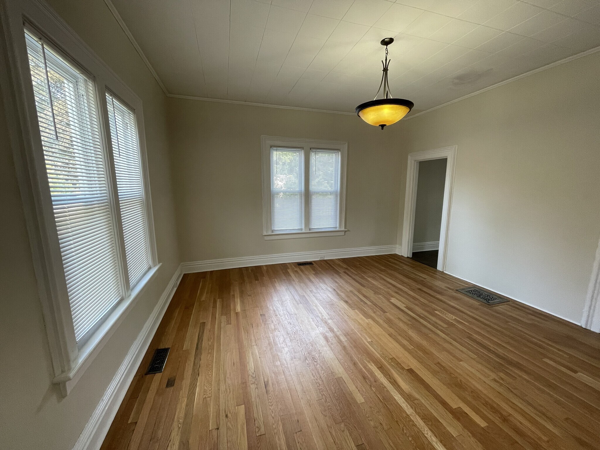 Dining Room - 9 Glen Arden Ln
