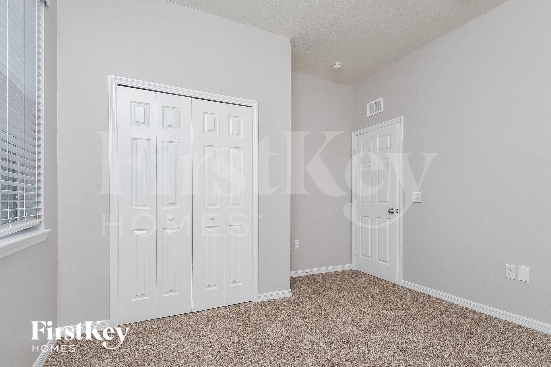 Building Photo - 5276 Krenson Woods Way
