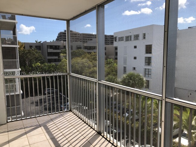 Building Photo - 150 Ocean Ln Dr