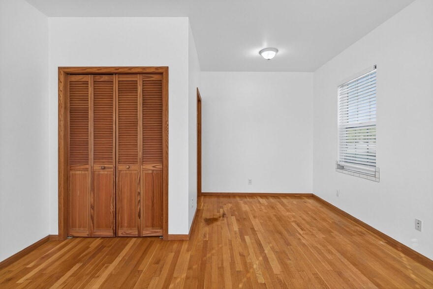 Building Photo - 1912 2nd St