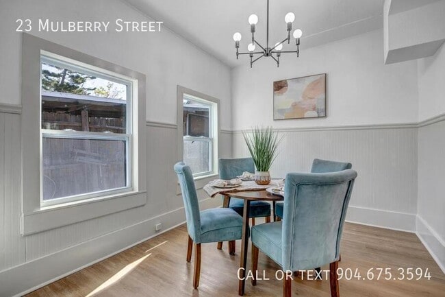 Building Photo - 23 Mulberry St