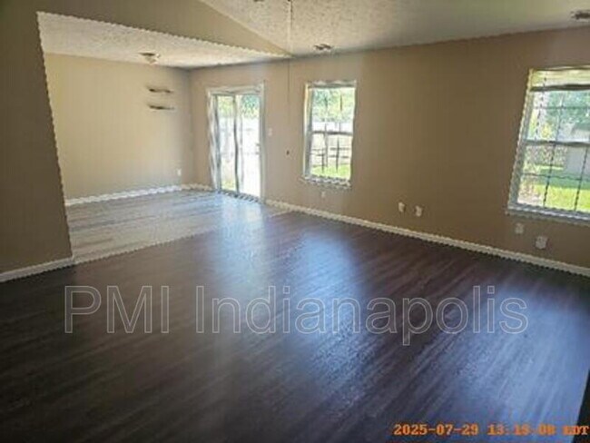 Building Photo - 13015 Wingstem Ct