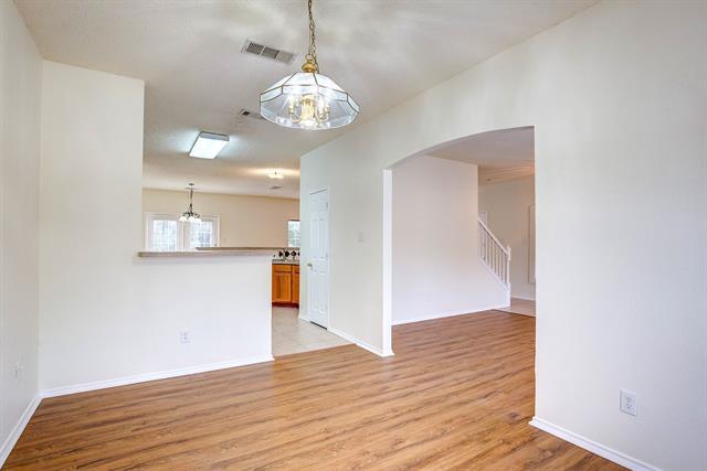 Building Photo - 4717 Woodhaven Ln