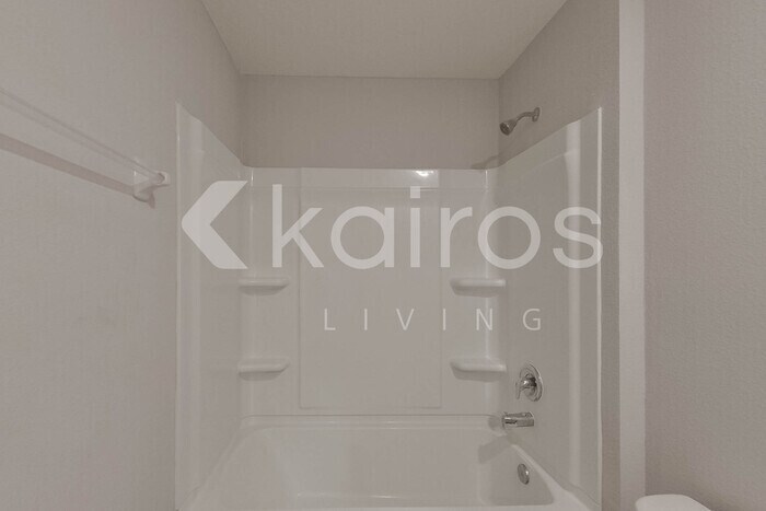 Building Photo - 8533 SW 43rd Ter