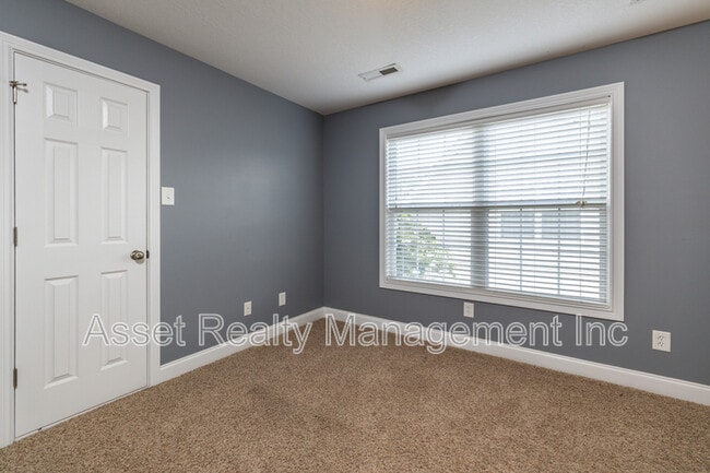 Building Photo - 6451 Ridgewalk Ln