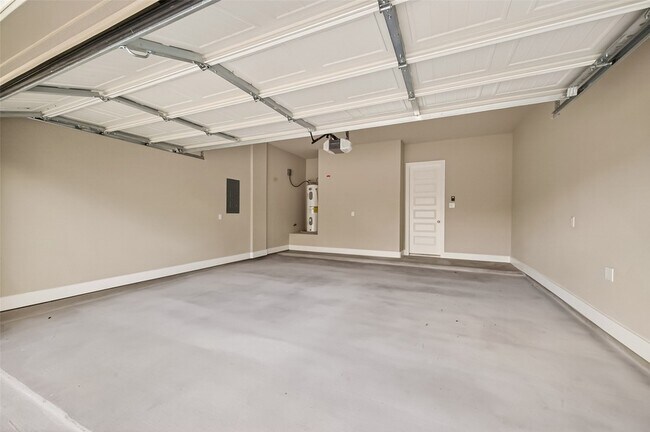 Building Photo - 3514 Runnels St