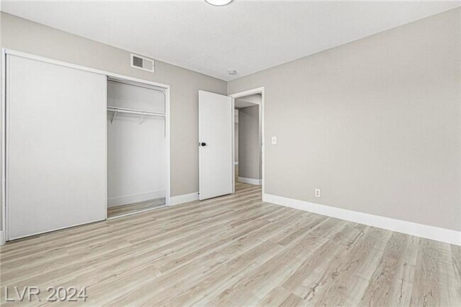 Building Photo - 1730 Jupiter Ct