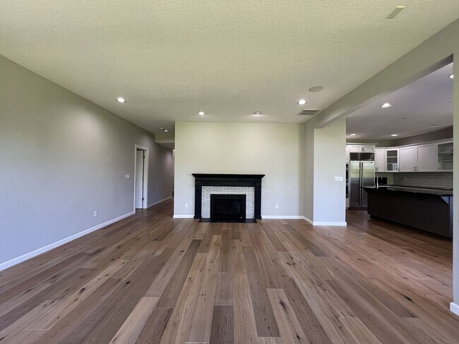 Building Photo - Beautifully Updated 3-Bedroom Bethany Home with Chef's Kitchen, Huge Bonus Room and Private Backyard