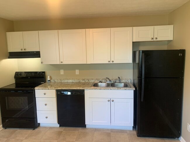 Building Photo - 3849 Wem Dr