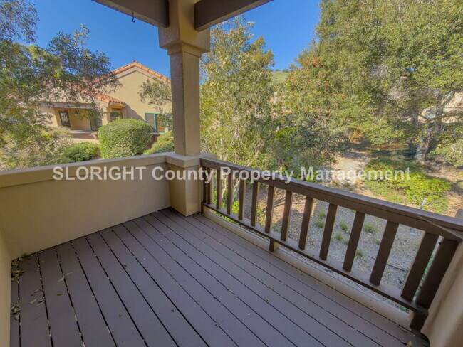 Building Photo - AVAILABLE APRIL - Beautifully Updated Furnished Home in Avila Beach - 3 Bed / 2.5 Bath