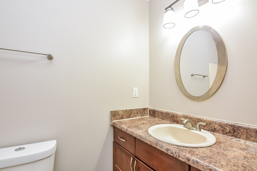 Building Photo - 1260 Halter Ln