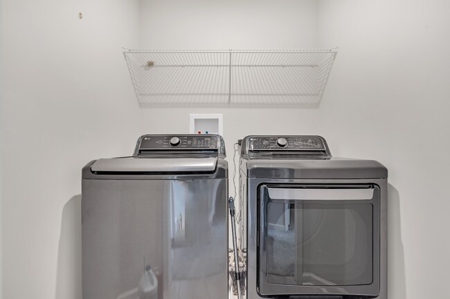 Building Photo - 773 Rockwell Ln