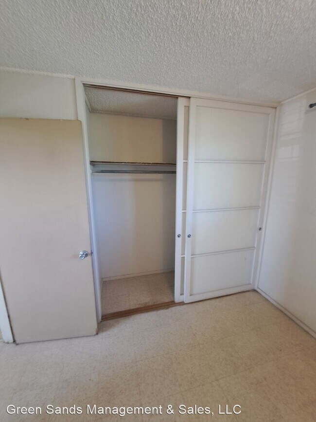 Building Photo - 1 br, 1 bath House - 963 Kilauea Avenue #204