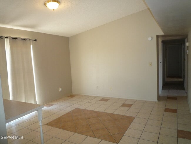 Building Photo - 11128 Wharf Cove Dr