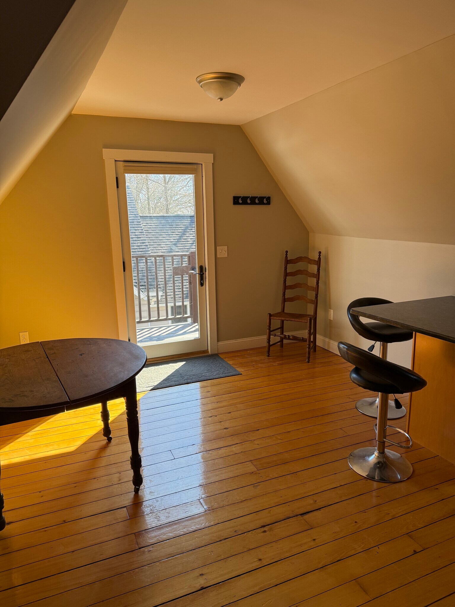 Building Photo - 19 Columbus Ave