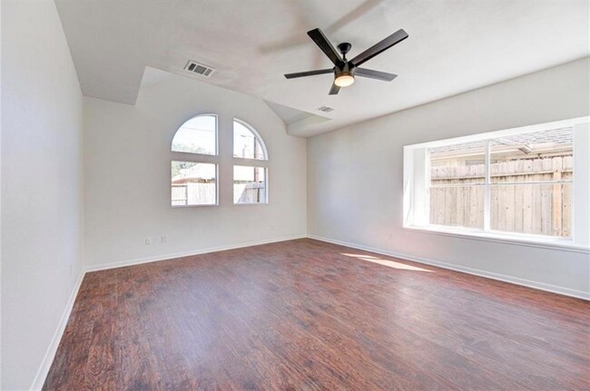 Building Photo - 13714 Neston Dr