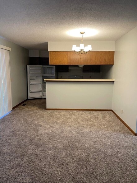 Building Photo - 1415 Hennessey St