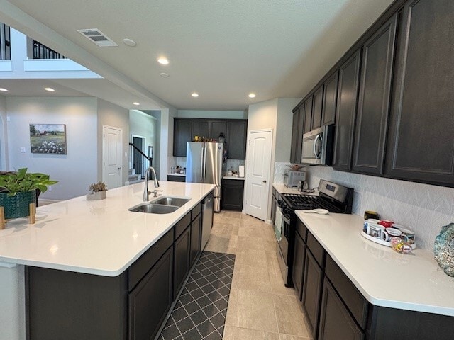 Building Photo - 65 Carmel Dr