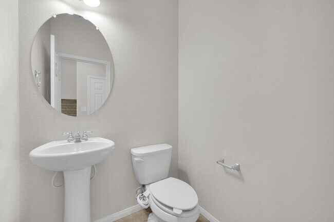 Building Photo - 1548 Otero Valley Ct