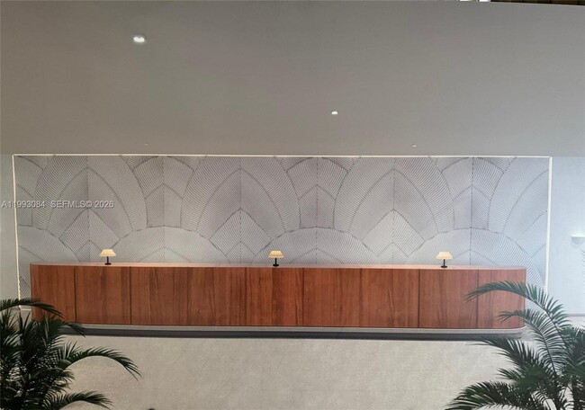 Building Photo - 5555 Collins Ave