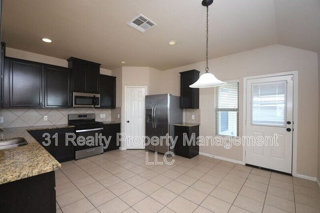 Building Photo - 10015 Bitternut Hickory Ln